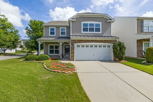 Évaluation immobilière : visite de la maison et du quartier